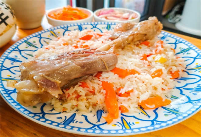 不疆就羊排抓饭 不疆就羊排抓饭