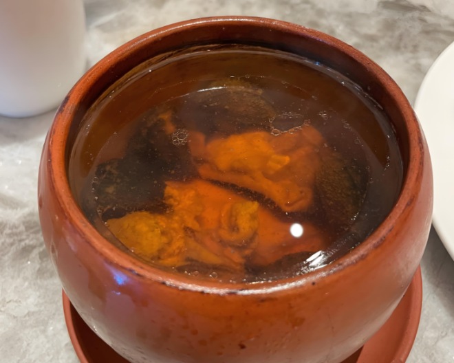瓦罐汤拌饭 瓦罐汤拌饭
