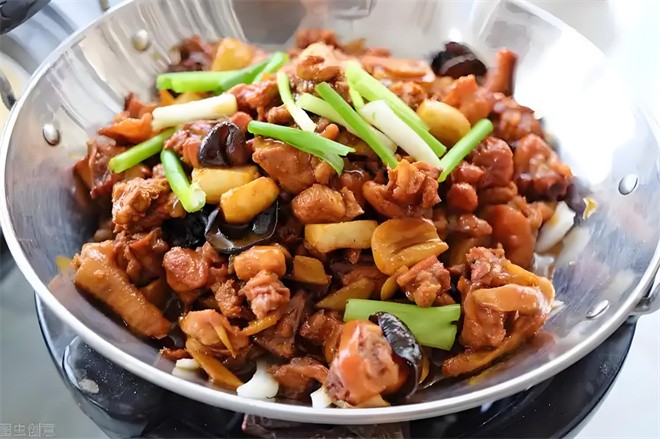 爱上鸡公煲