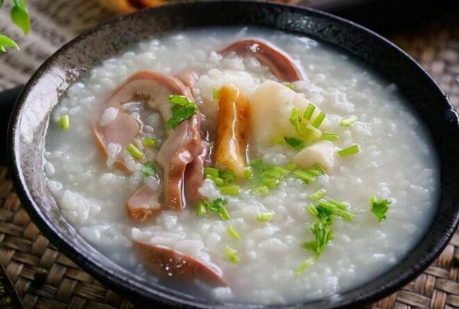 潮膳海鲜砂锅粥