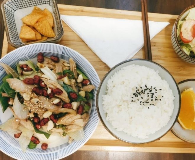 椒麻鸡米饭加盟