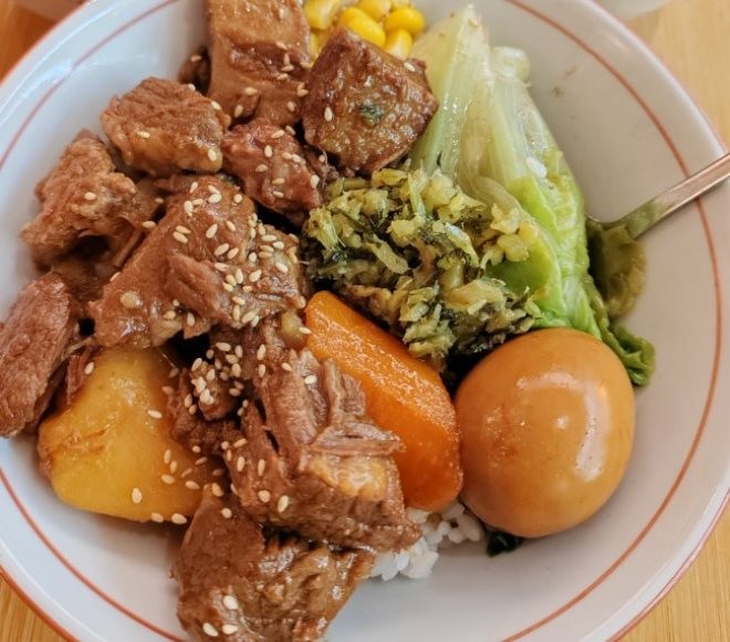牛腩拌饭加盟
