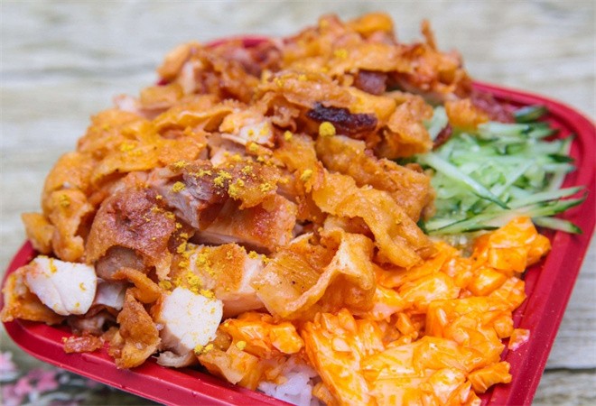 脆皮鸡烤肉拌饭加盟