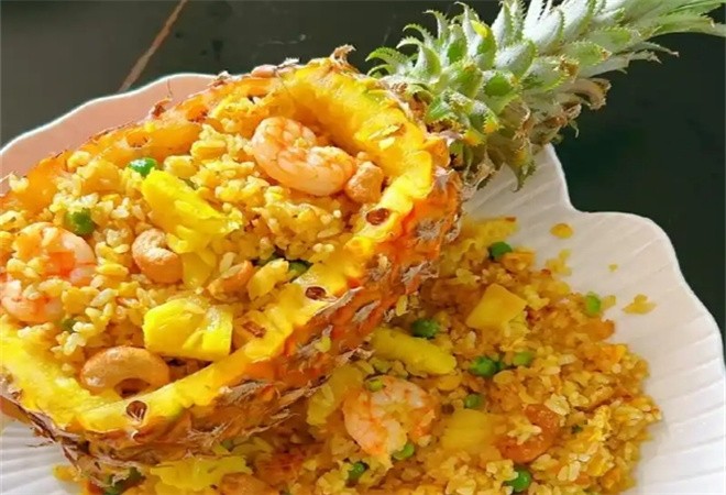 泰式菠萝饭加盟