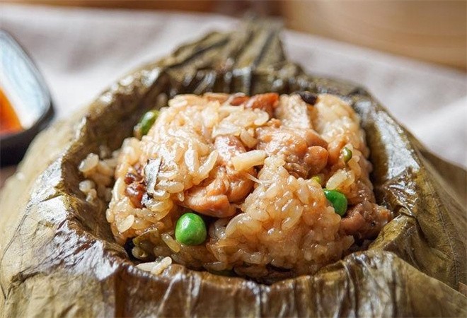 泰式荷香鸡米饭加盟
