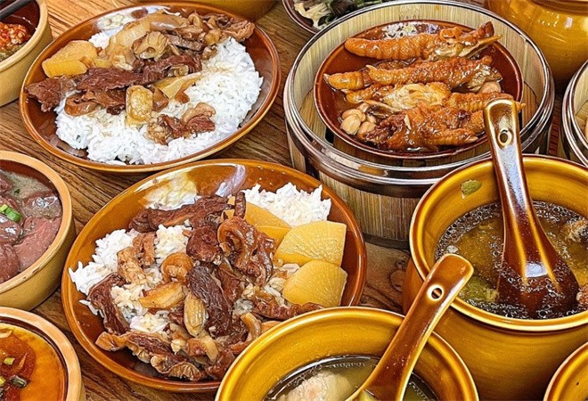 君姨姨脆骨牛腩饭加盟