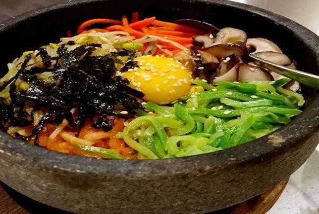 真善石锅拌饭