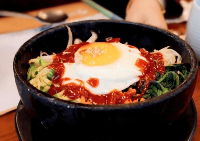 東莫村韩国石锅拌饭