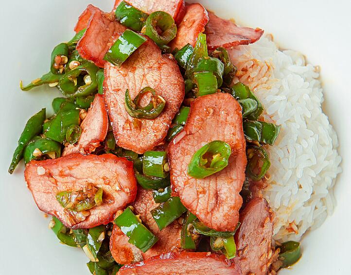 小汤总现炒大碗饭 小汤总现炒大碗饭
