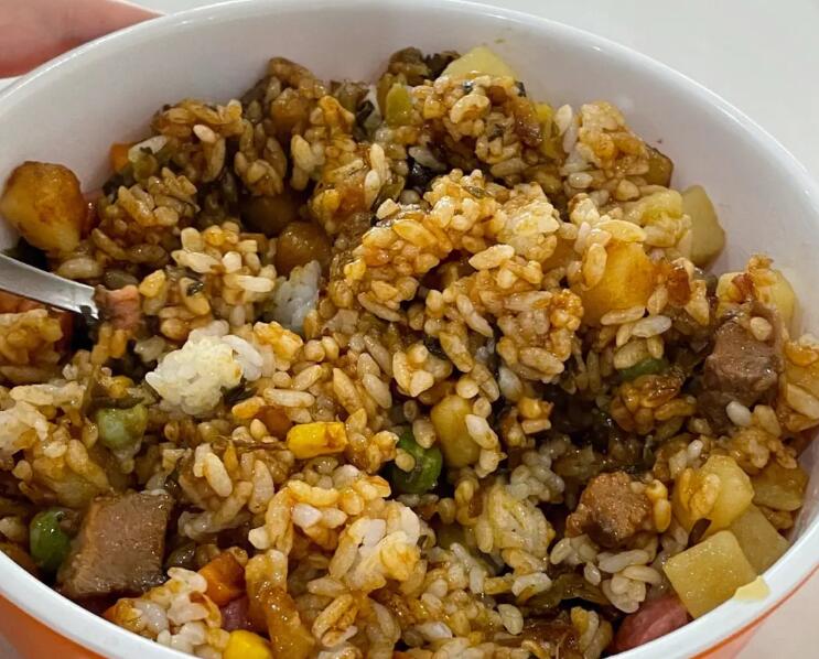 武小灶牛油拌饭 武小灶牛油拌饭