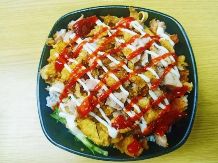 于小妹脆皮鸡饭加盟