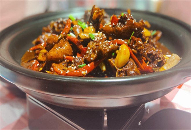 李俱全黑鸭煲加盟