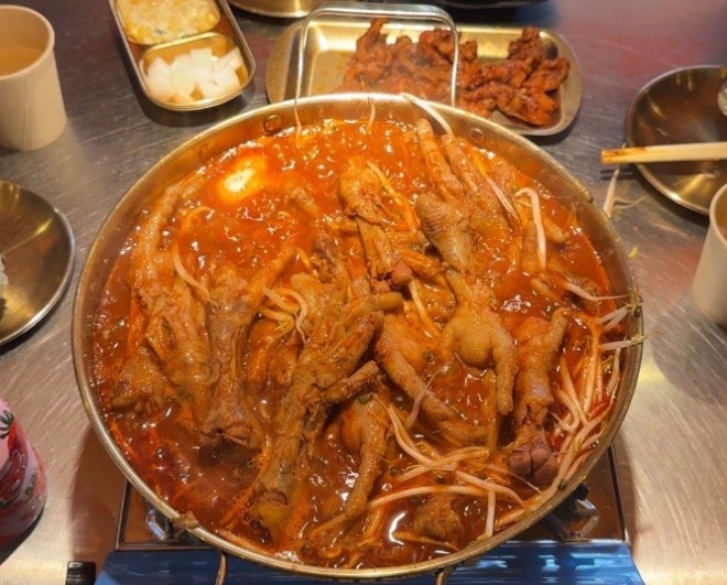 吴草鸡爪韩国料理加盟