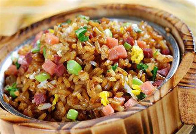 魔都少帅铁板炒饭 魔都少帅铁板炒饭