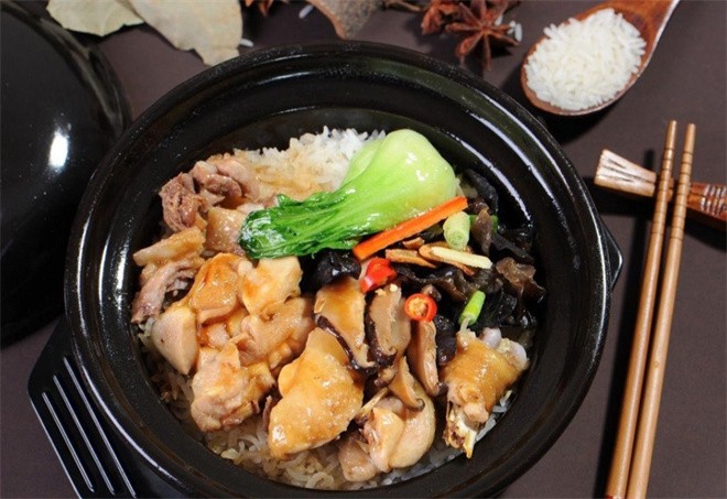苏小粤煲仔饭