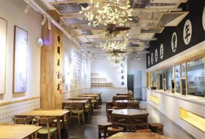 王小花家吃货食堂加盟