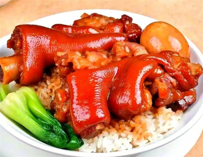 老广记隆江猪脚饭