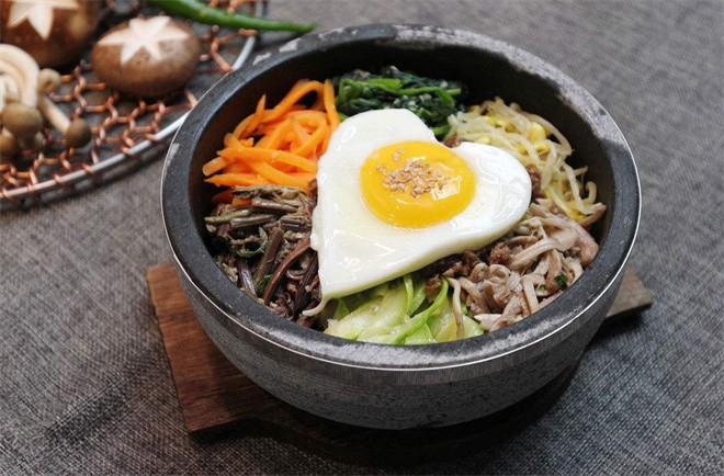 撒椒先生石锅拌饭