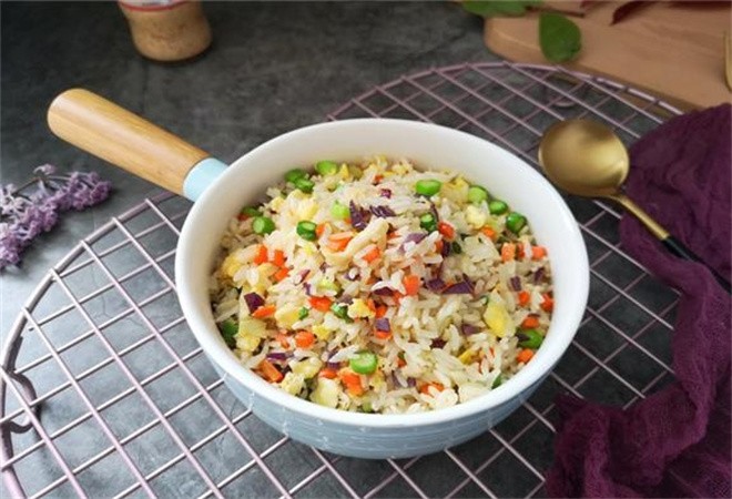 炒翻天炒饭加盟