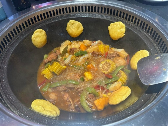 对撇子东北铁锅炖