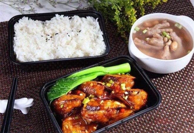 树青利缘快餐店