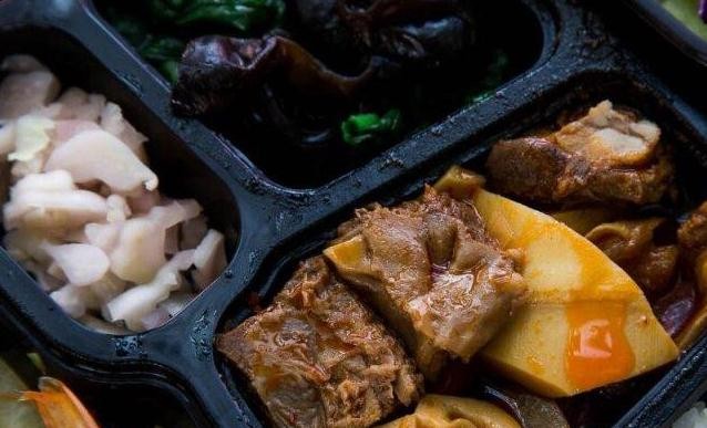 傲骨坊排骨饭