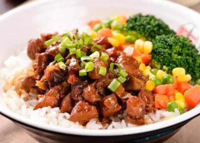 肉多多拌饭加盟