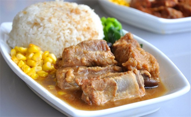 十里骨香排骨米饭
