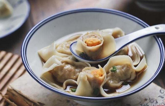 功傅馄饨