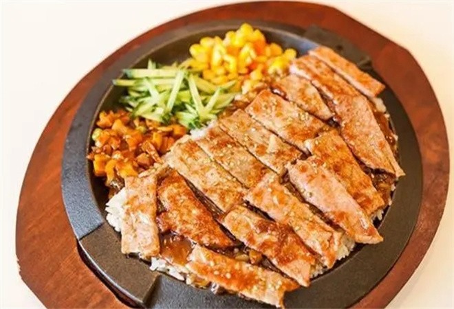 意大利风味牛排饭加盟