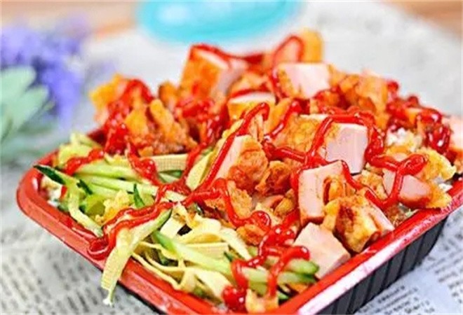 小丽炸鸡烤肉拌饭加盟