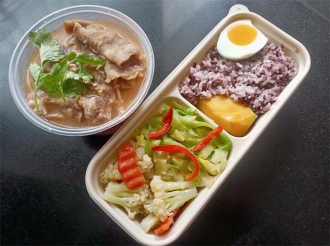 苗卡轻食