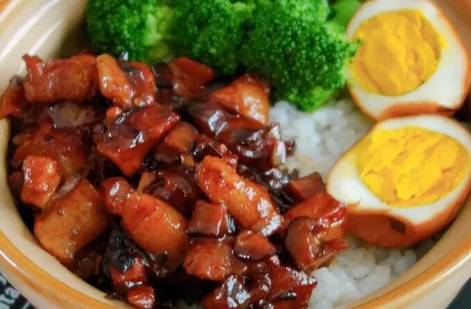 阿胖卤肉饭