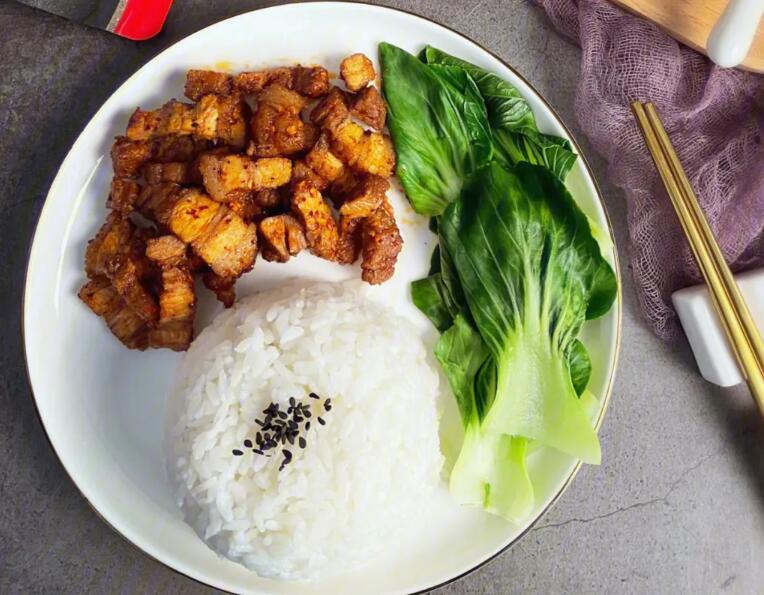 霸王卤肉饭 霸王卤肉饭