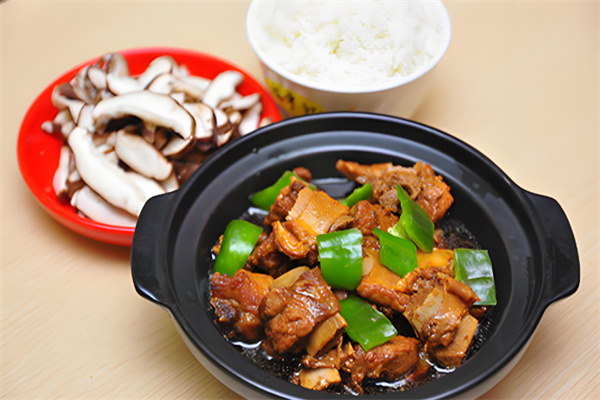 绝味居黄焖鸡加盟