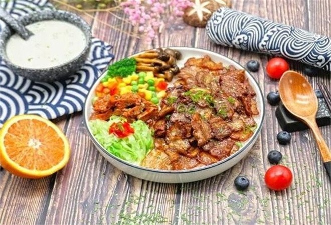 也之助日式烧肉饭加盟