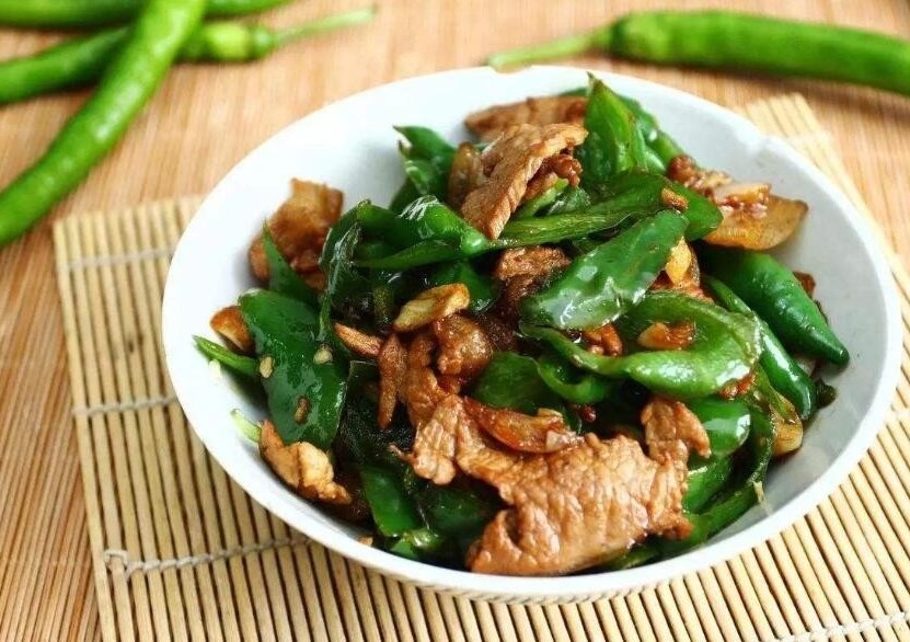七碗湘辣椒炒肉
