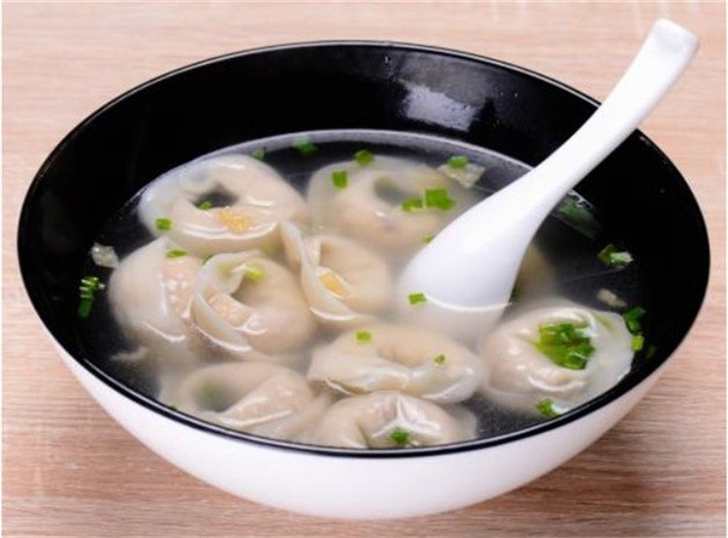 博士馄饨馆
