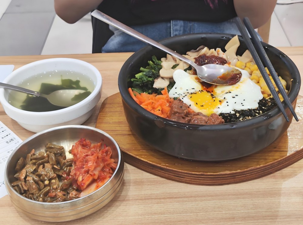 盈香居烤肉拌饭