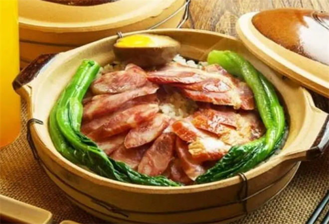 饱口福煲仔饭 饱口福煲仔饭