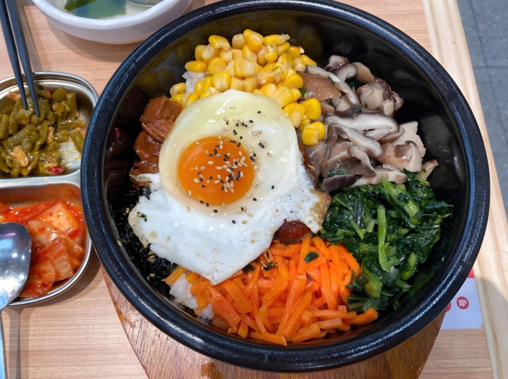 拌饭姑姑
