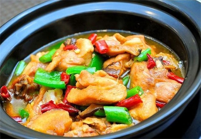 汉越黄焖鸡米饭