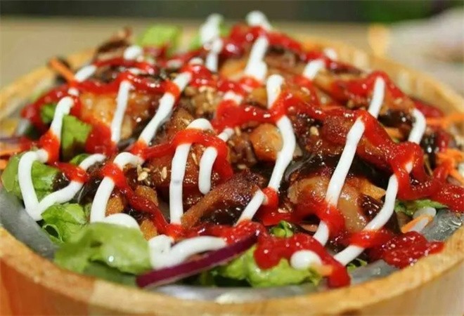 木桶烤肉拌饭加盟
