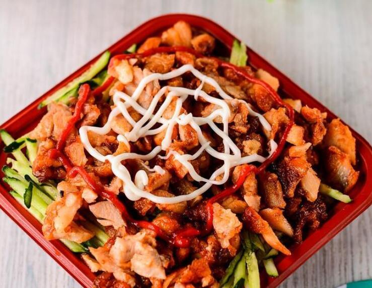 脆皮鸡烤肉饭 脆皮鸡烤肉饭