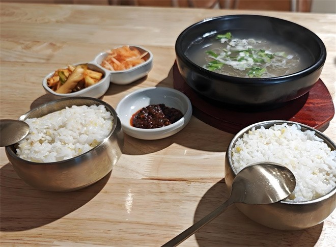 柳树村汤饭