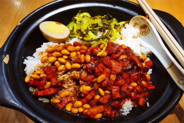 邂逅卤先生卤肉饭加盟