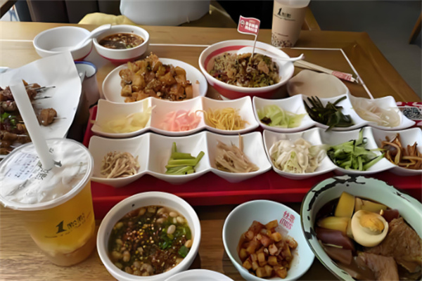 丝恋酸汤丝娃娃加盟