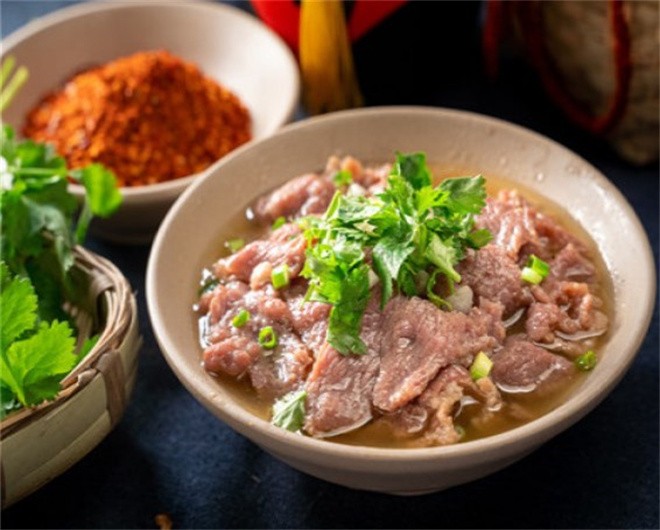 跷脚牛肉加盟