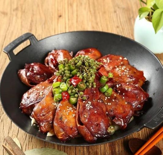 一品渝香干锅鸭头加盟