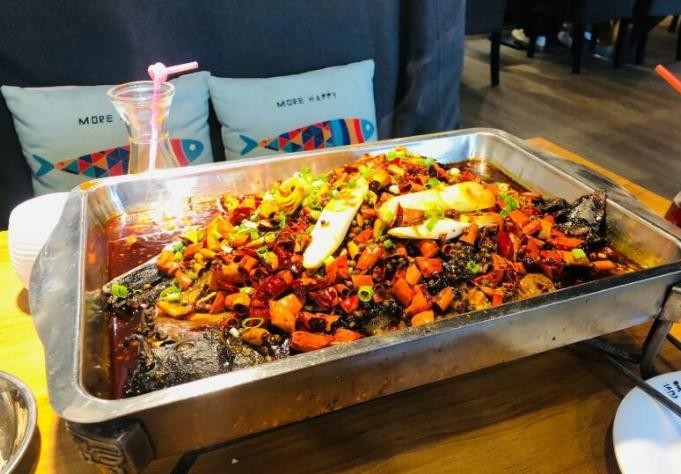 九十九米脆皮香辣烤鱼